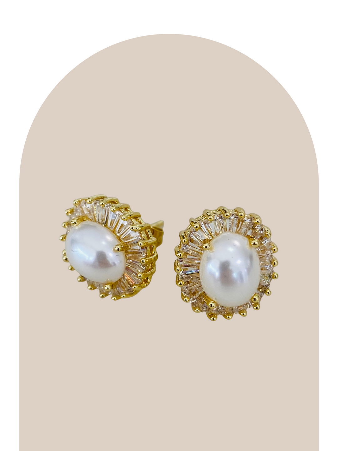 Gold Plated Elegant Pearl Earring
