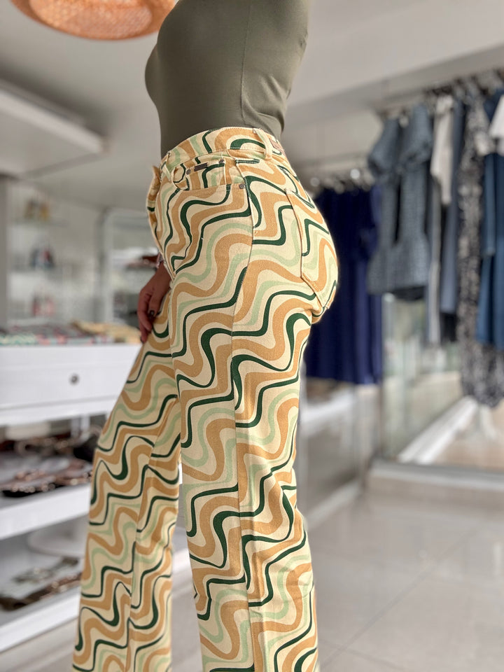 Abstract Wavy Yellow & Green Jean