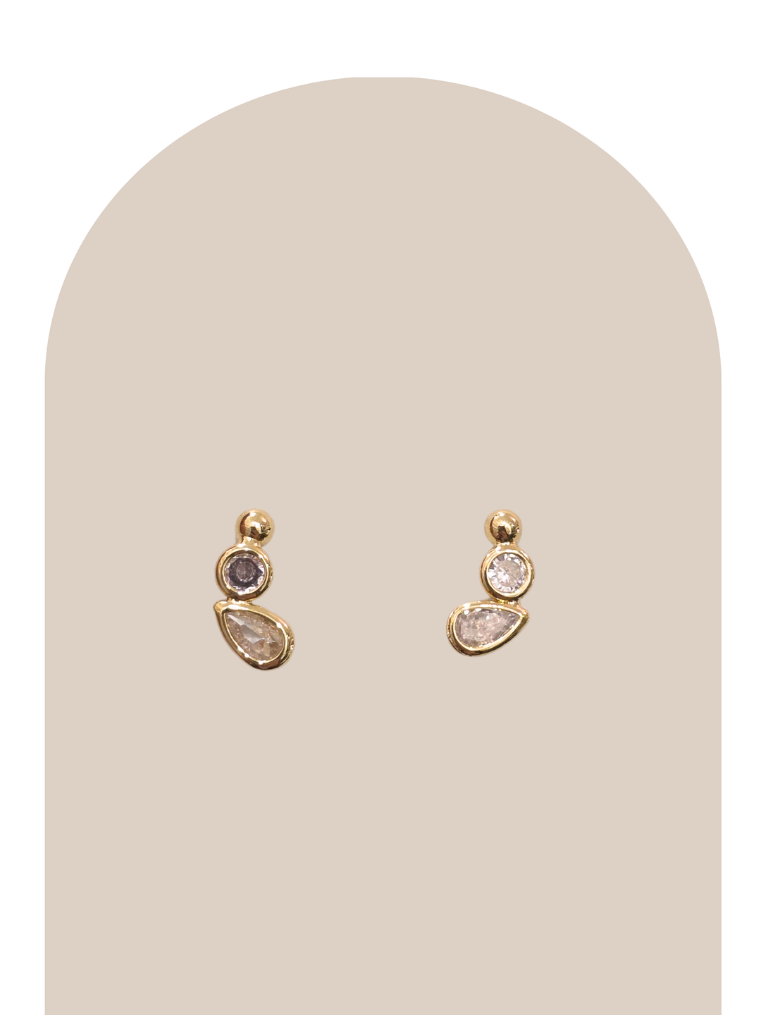Mia Studs Earrings