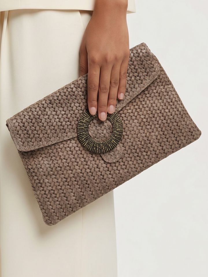 Essential Handle Clutch