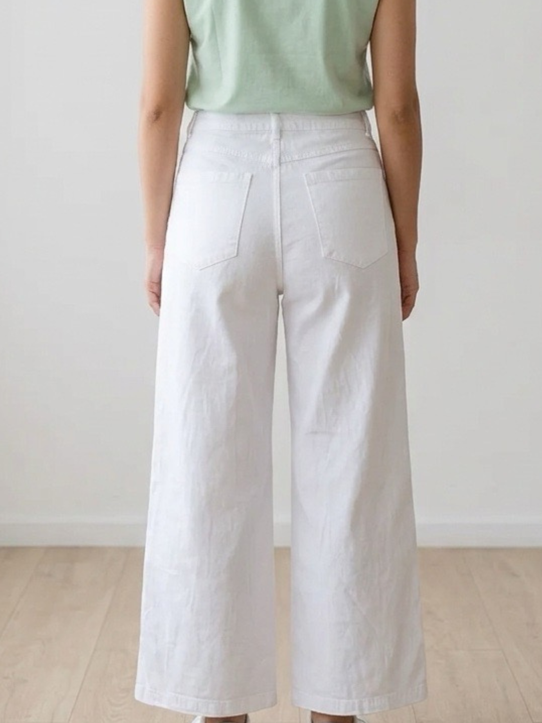 White Barrel Pant