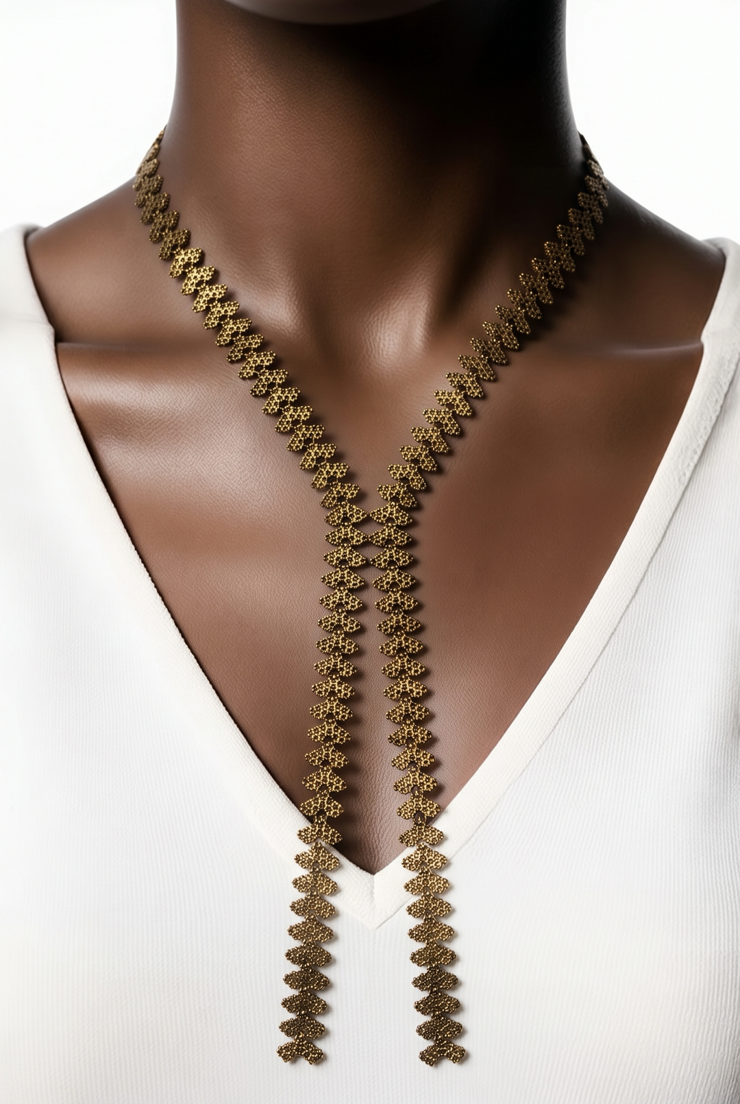 Mary Necklace
